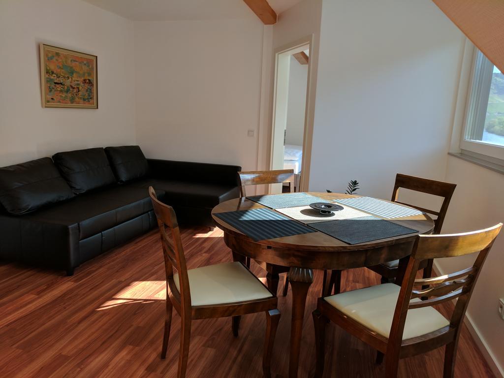 Ferienwohnung "Zum Klosterruinenblick" Креф Екстер'єр фото